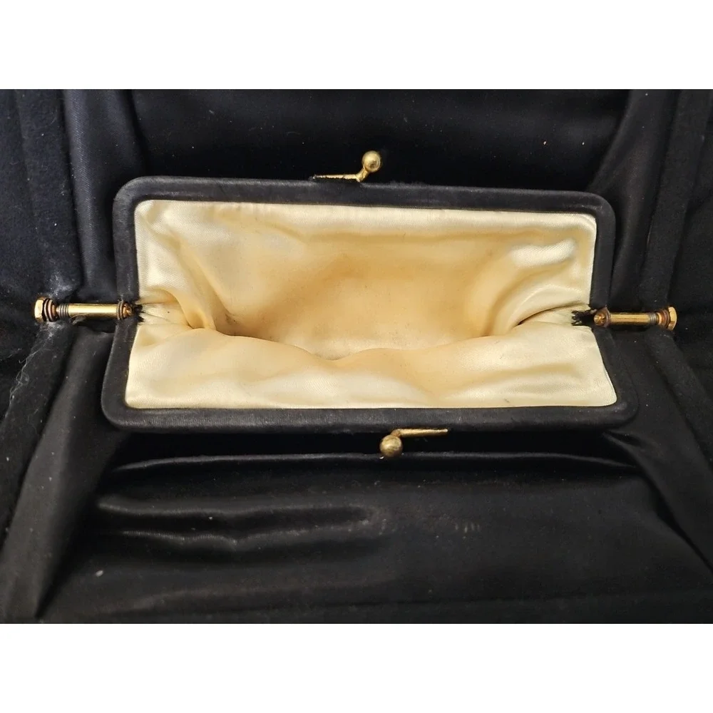 Vtg‎ 1940's Black Cloth Purse Handbag w/Gold accents to open